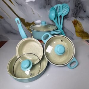 Juego de ollas + utencilios